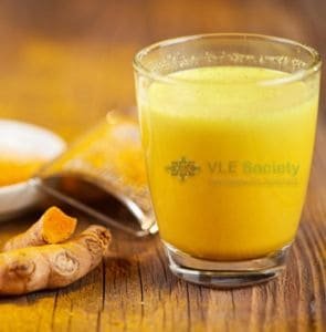 milk with haldi for strong immune system