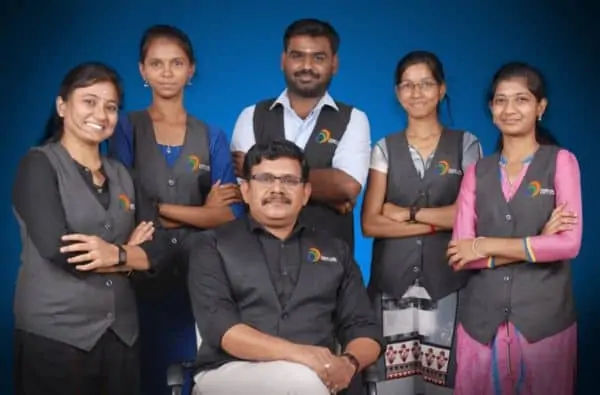 CSC VLE Vimalkannan from TamilNadu with his team of Digital Cadets